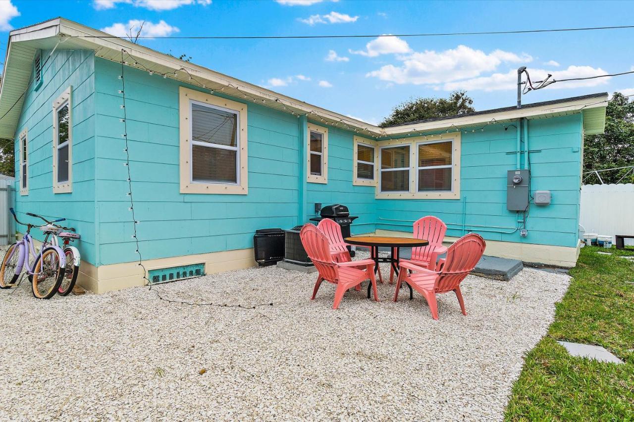 Quaint Gulfport Beach Bungalow 圣彼得堡 外观 照片